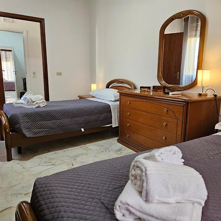 Porta Messina Rooms Taormina Esterno foto