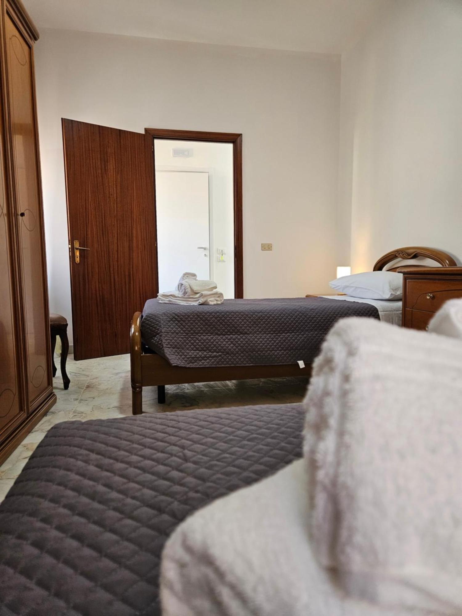 Porta Messina Rooms Taormina Esterno foto