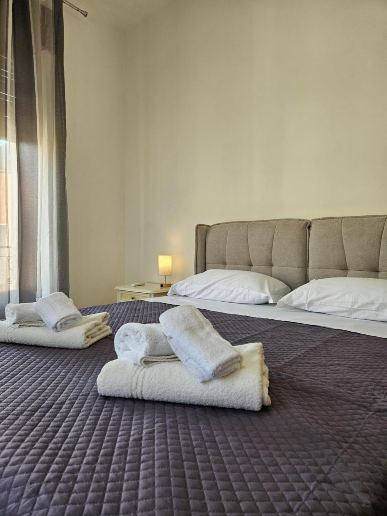 Porta Messina Rooms Taormina Esterno foto