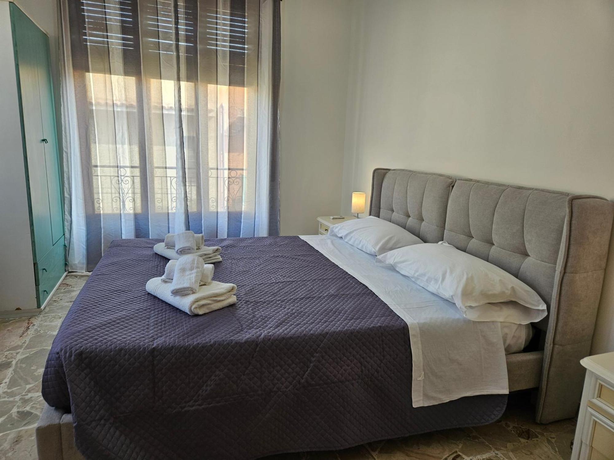 Porta Messina Rooms Taormina Esterno foto