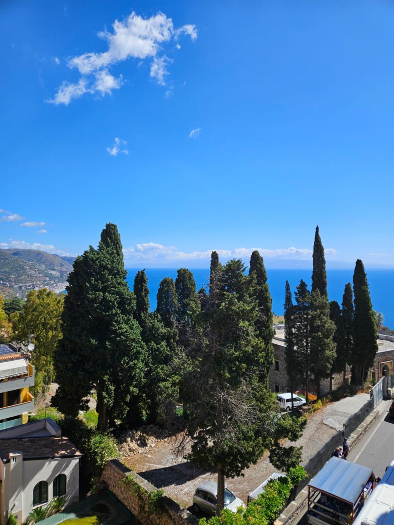 Porta Messina Rooms Taormina Esterno foto