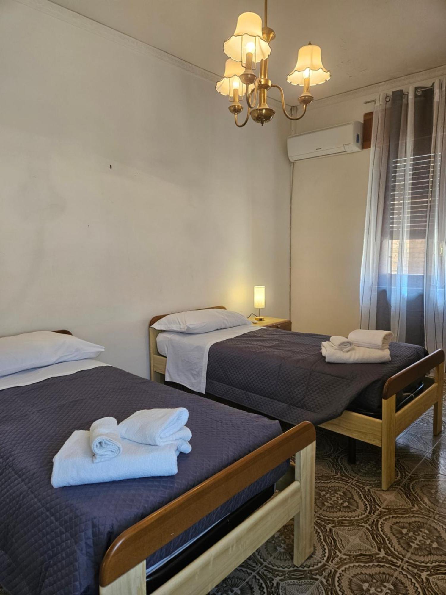 Porta Messina Rooms Taormina Esterno foto