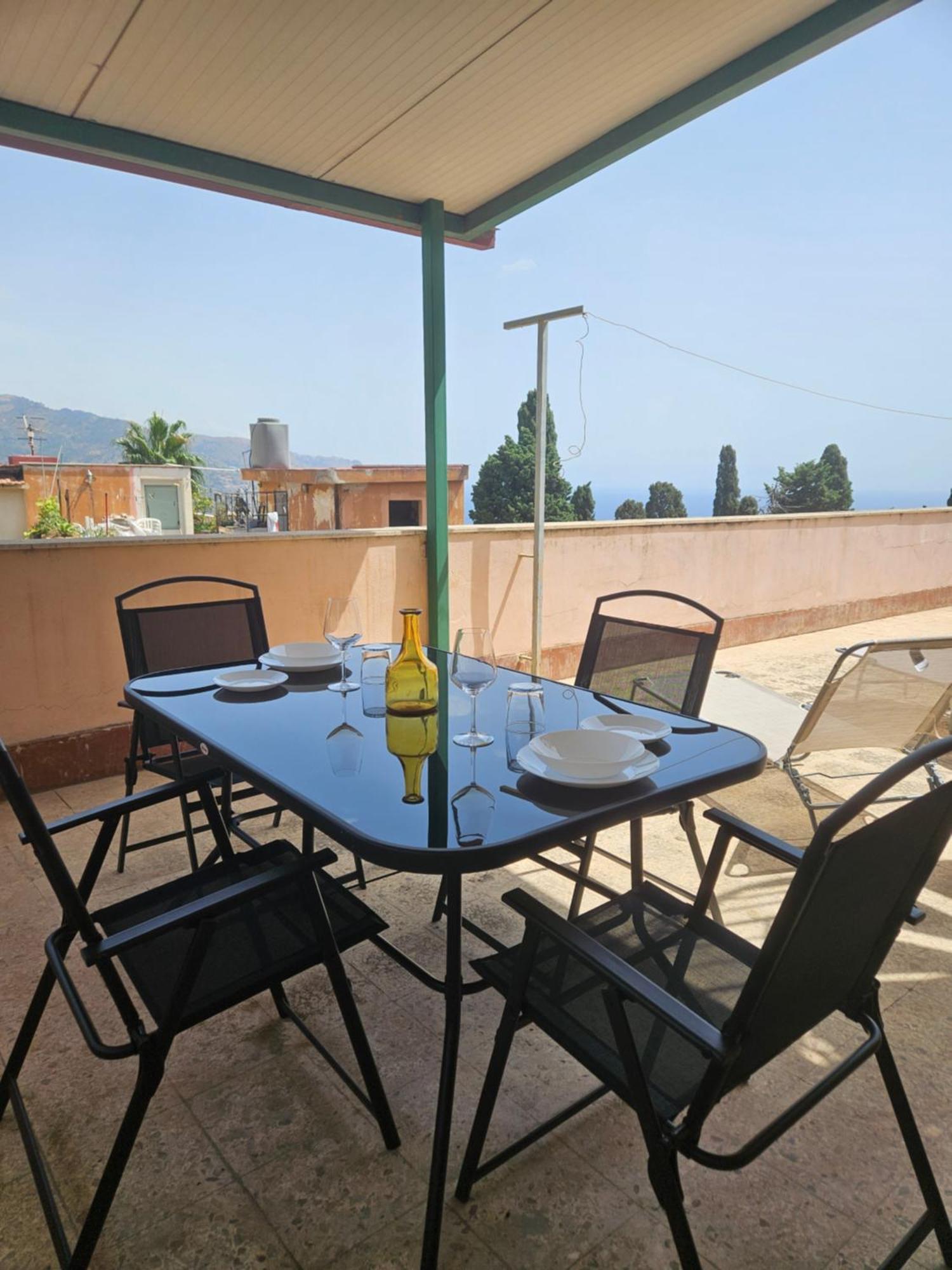 Porta Messina Rooms Taormina Esterno foto